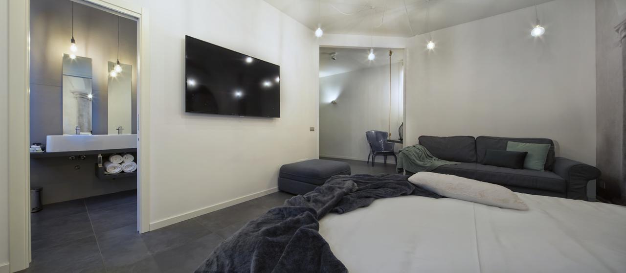 Suite Vogue Sforza ヴォゲーラ エクステリア 写真